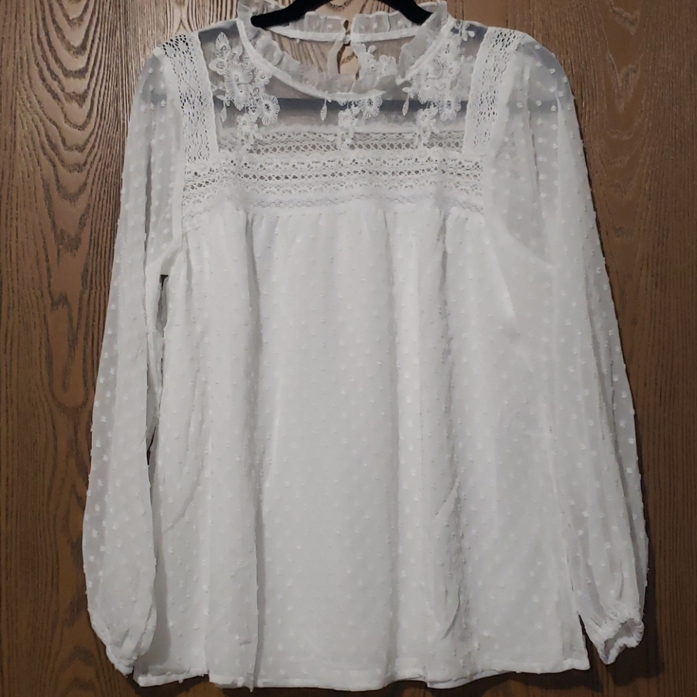 ❤️New boutique swiss dot top - Picture 7 of 11